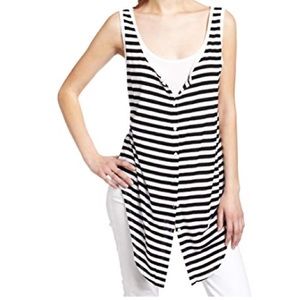 Three Dots Double Front Tank